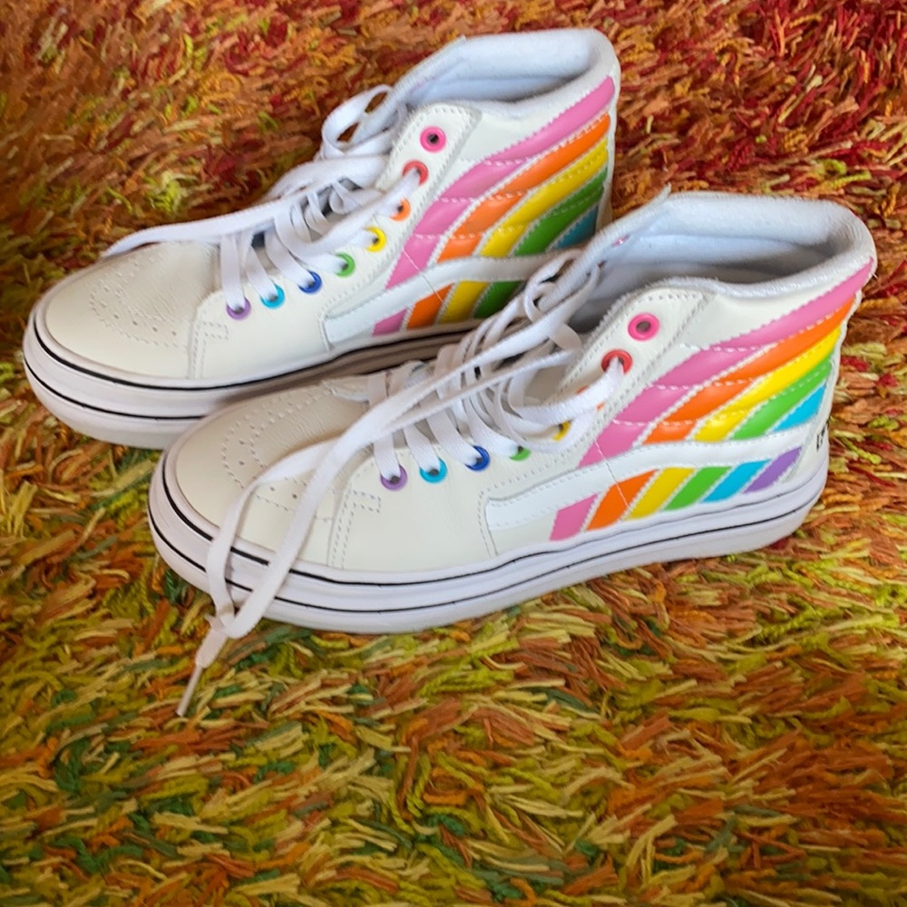 rainbow platform vans